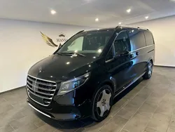 Obsidianschwarz metallic Neu 2025 Mercedes V300 Exclusive Van / Kleinbus | 99.920 € (Superpreis)