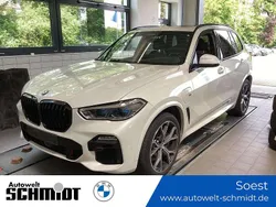 Mineralweiß metallic Gebraucht 2021 BMW X5 M Sport SUV | 50.890 € (Teuer)