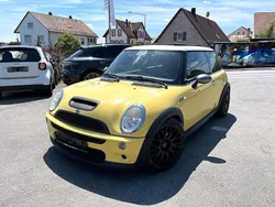 Gelb Gebraucht 2003 Mini Cooper S Coupé Coupé | 2.700 € (Fairer Preis)