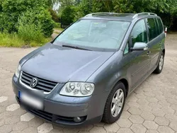 Grau Gebraucht 2005 VW Touran Van / Kleinbus | 1.950 € (Guter Preis)
