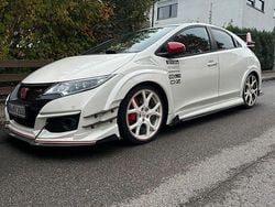 Weiß Gebraucht 2016 Honda Civic Type R Limousine | 26.000 €