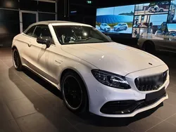 Weiß Gebraucht 2023 Mercedes C63S AMG AMG Cabrio | 116.950 €