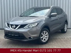 Grau Gebraucht 2015 Nissan Qashqai 360º SUV | 12.229 € (Fairer Preis)