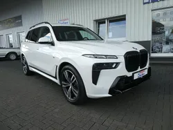 Weiß Gebraucht 2024 BMW X7 M Sport SUV | 83.900 € (Superpreis)