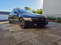 Alfa Romeo 159