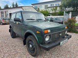 Grün Gebraucht 2013 Lada niva SUV | 4.500 €