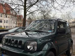 Grün Gebraucht 2001 Suzuki Jimny SUV | 5.000 € (Etwas zu teuer)