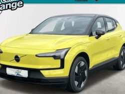 Moss yellow Gebraucht 2024 Volvo EX30 Plus SUV | 38.990 € (Guter Preis)