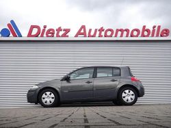 Grau Gebraucht 2007 Renault Mégane II Limousine | 1.100 € (Superpreis)