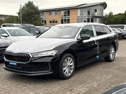 Onyxschwarz metallic Neu 2025 Skoda Superb Selection Kombi | 46.830 € (Superpreis)