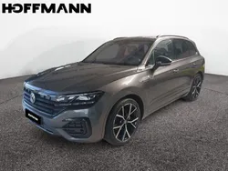 Siliziumgrau metallic Gebraucht 2021 VW Touareg R-line SUV | 48.990 € (Etwas zu teuer)