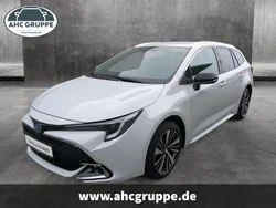 Grau Neu 2025 Toyota Corolla Kombi | 28.990 €