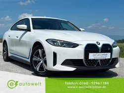 Weiß Gebraucht 2022 BMW i4 Sport Line Limousine | 37.480 € (Guter Preis)