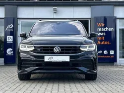 Deep black perleffekt Gebraucht 2023 VW Tiguan R-line SUV | 31.950 € (Guter Preis)