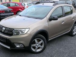 Gold Gebraucht 2018 Dacia Sandero Celebration Kleinwagen | 7.800 € (Fairer Preis)