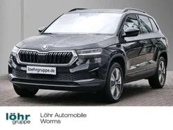 Schwarzmagic perleffekt met. Gebraucht 2022 Skoda Karoq Ambition SUV | 27.350 € (Superpreis)
