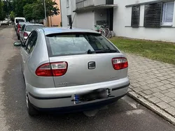 Silber Gebraucht 2001 Seat Leon Kleinwagen | 800 €
