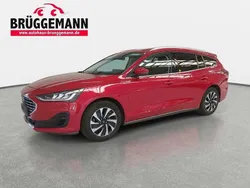 Rot Gebraucht 2022 Ford Focus Titanium Kombi | 16.950 € (Guter Preis)