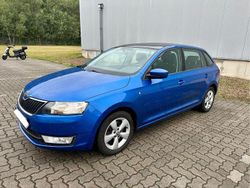 Blau Gebraucht 2014 Skoda Rapid Ambition Limousine | 6.490 € (Fairer Preis)