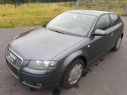 Grau Gebraucht 2007 Audi A3 Attraction Limousine | 2.990 € (Guter Preis)