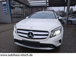 Weiß Gebraucht 2015 Mercedes GLA200 SUV | 15.900 € (Fairer Preis)