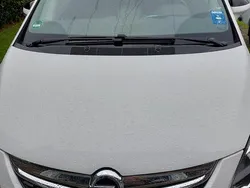 Weiß Gebraucht 2016 Opel Zafira Van / Kleinbus | 9.499 € (Superpreis)