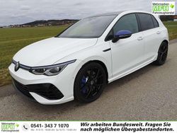 Pure white Gebraucht 2024 VW Golf VIII R Limousine | 48.890 € (Etwas zu teuer)
