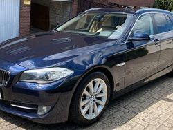 Blau Gebraucht 2013 BMW 520 Kombi | 10.600 € (Teuer)