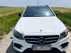Weiß Gebraucht 2017 Mercedes E220 AMG line Kombi | 23.400 € (Fairer Preis)