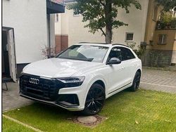 Weiß Gebraucht 2021 Audi SQ8 Ambiente SUV | 95.000 €