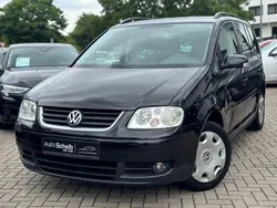 Schwarz Gebraucht 2006 VW Touran Van / Kleinbus | 2.350 € (Guter Preis)