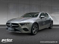 Metalliclack mountaingrau Gebraucht 2024 Mercedes A180 Advanced Limousine | 27.890 € (Fairer Preis)