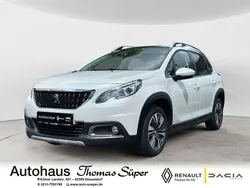 Weiss perlglänzend/metallic Gebraucht 2018 Peugeot 2008 Allure SUV | 12.450 € (Fairer Preis)