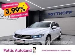 Weiß Gebraucht 2023 VW Passat Elegance Kombi | 25.777 € (Etwas zu teuer)