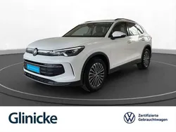 Oryxweiß perlmutteffekt Gebraucht 2024 VW Tiguan Life SUV | 34.880 € (Fairer Preis)