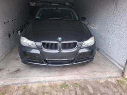 Schwarz Gebraucht 2006 BMW 318 Kombi | 2.150 € (Guter Preis)