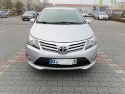 Silber Gebraucht 2014 Toyota Avensis Kombi | 6.500 € (Fairer Preis)