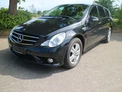 Schwarz Gebraucht 2009 Mercedes R320 Van / Kleinbus | 9.750 € (Fairer Preis)