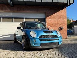 Blau Gebraucht 2004 Mini Cooper S Kleinwagen | 7.700 € (Etwas zu teuer)