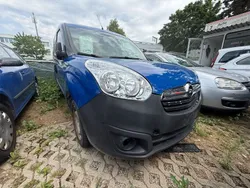 Blau Gebraucht 2015 Opel Combo Van / Kleinbus | 2.777 € (Superpreis)