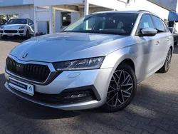 Brilliant silver metallic Gebraucht 2020 Skoda Octavia Ambition Kombi | 18.960 € (Fairer Preis)