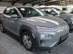 Grau Gebraucht 2020 Hyundai Kona SUV | 15.490 € (Guter Preis)