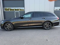 Grau Gebraucht 2022 Mercedes E300 AMG line Limousine | 26.300 € (Superpreis)