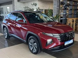 Rot sunset red / mic Gebraucht 2020 Hyundai Tucson Trend SUV | 28.500 € (Etwas zu teuer)