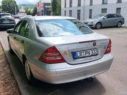 Silber Gebraucht 2004 Mercedes 200 Limousine | 3.600 € (Superpreis)