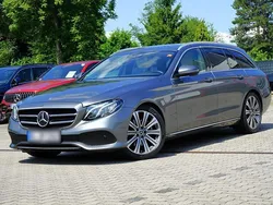 Grau Gebraucht 2019 Mercedes E300 Kombi | 29.000 € (Etwas zu teuer)