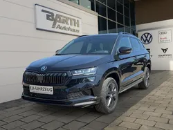 Schwarz Gebraucht 2025 Skoda Karoq SportLine SUV | 38.990 € (Teuer)