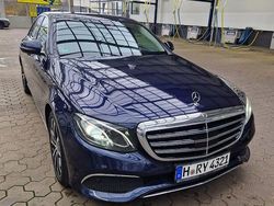 Blau Gebraucht 2019 Mercedes E400 Exclusive Limousine | 29.750 € (Etwas zu teuer)