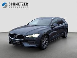 Denim blue Gebraucht 2020 Volvo V60 Momentum Kombi | 22.990 € (Fairer Preis)