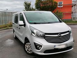 Silber Gebraucht 2015 Opel Vivaro S Van | 9.199 € (Guter Preis)